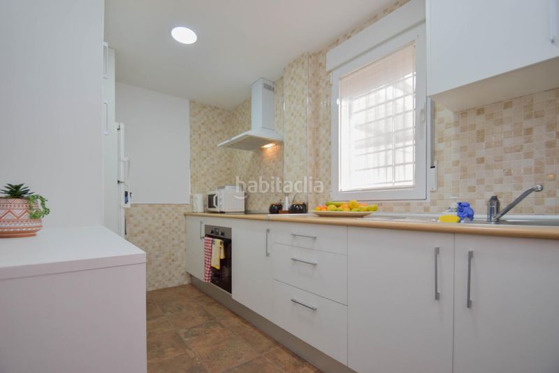Foto e46cf3aa-0ee2-489e-a5af-feabf5f9e1a3. Casa amb aparcament a Atarfe