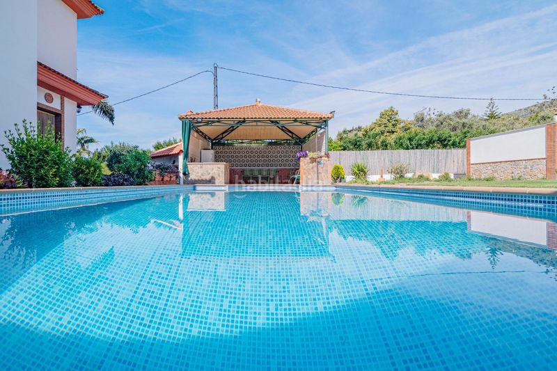 Foto 0b299c43-7543-4170-9a0e-bed2e1b27e11. Xalet amb calefacció aparcament piscina a Órgiva