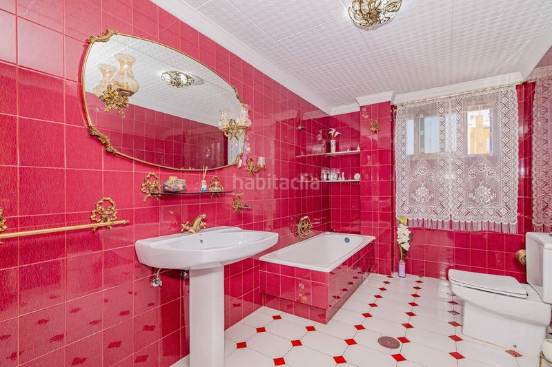 Foto 3eee5186-9918-4243-a30a-7284a397d7fc. Casa a calle hortensia 24 a Cájar
