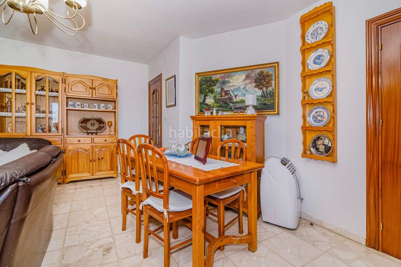 Foto ddc8d060-91e7-43d8-8a41-542383395571. Casa a calle hortensia 24 a Cájar