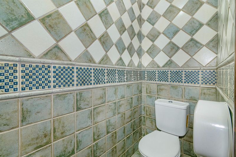 Foto f2a2f48e-1ddd-4855-916f-580f2c393284. Local comercial a Albolote