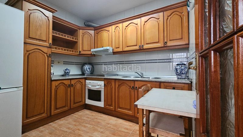 Foto f8e10c35-768c-4175-a852-f01152720970. Casa a Cúllar Vega