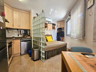 Estudi  Plaza brisa de la. Estudioloft con cédula, parking y trastero opcional en pleno cen