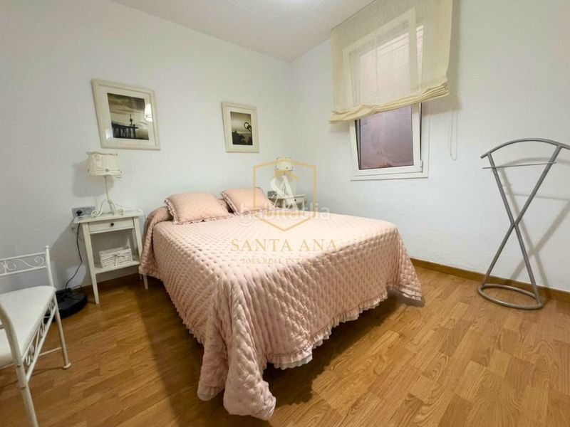 Foto a2d4c2e2-d9a7-4252-8b0c-3f89e5631bb4. Casa adossada amb calefacció a Bufalà Badalona
