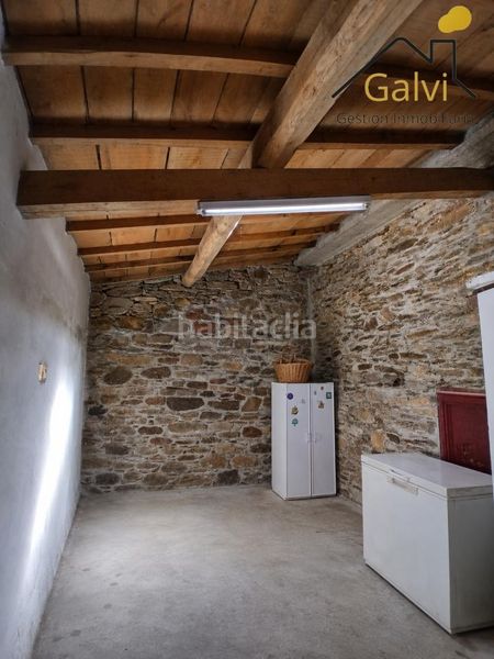 Foto abc5292b-8475-4897-90da-47348ba4f805. Masia amb aparcament a Saviñao (O)