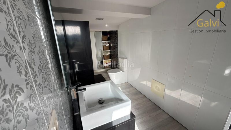 Foto c742f65a-27cb-4e1d-8719-052ca1544912. Casa amb calefacció aparcament piscina a Parroquias del Oeste Lugo