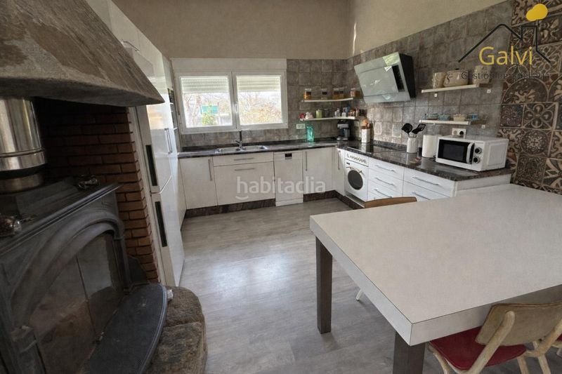 Foto f102a0d5-d6a9-4e26-b766-9e3eced4dff6. Casa amb calefacció aparcament piscina a Parroquias del Oeste Lugo