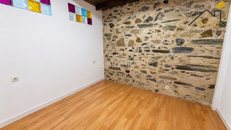 Foto 064c1a04-3111-4936-a6ac-e06d5b734cc9. Pis a Centro Ferrol