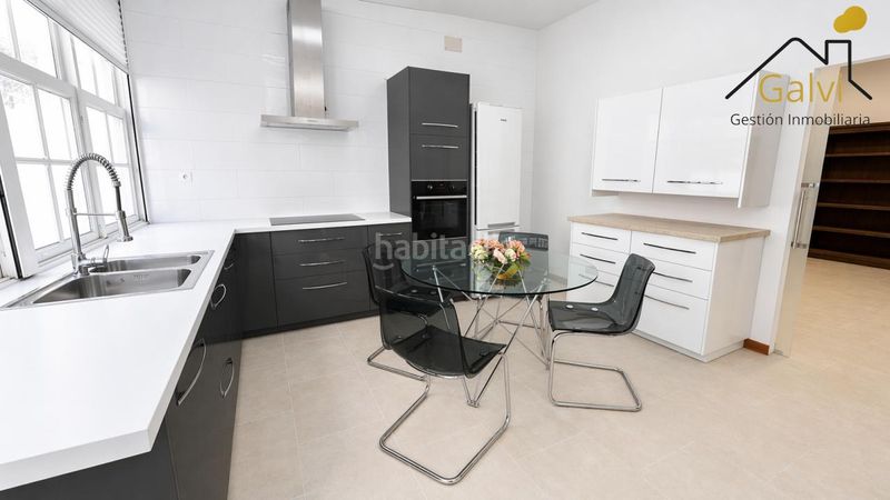 Foto 7947fba5-7eb3-4e84-82b3-e10d4472afc6. Pis a Centro Ferrol