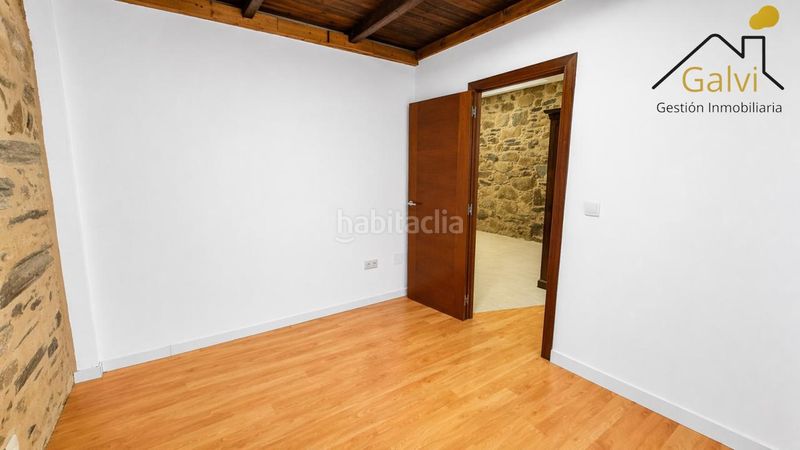 Foto 8ba4ec0d-2b15-4e0e-960a-1866578bc6bb. Pis a Centro Ferrol