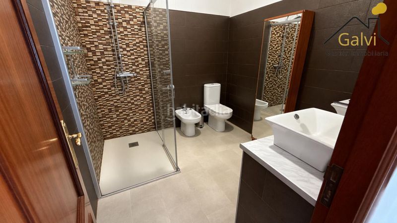 Foto a90c1621-da61-47dd-bbdd-ba0dd104f1d8. Pis a Centro Ferrol