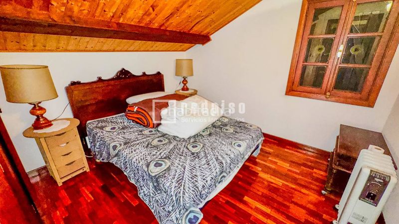 Foto e3e306af-e72c-4b80-bdde-914068e8a549. Xalet amb aparcament a Abegondo