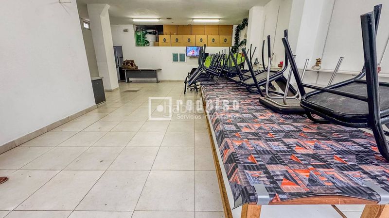 Foto e5f8ea10-3d06-4482-b3fc-0ba4506a1981. Local comercial a Agra del Orzán - Ventorrillo Coruña (A)