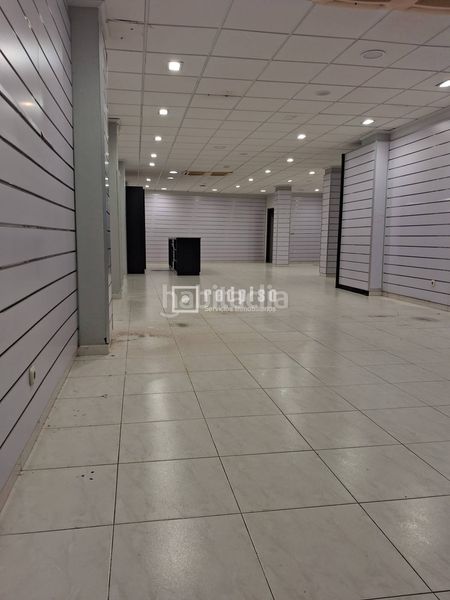 Foto 0805a1ad-cfb7-461c-81c2-1c4af47e2f3b. Alquiler local comercial  en alquiler en plena zona comercial de a coruña en Coruña (A)