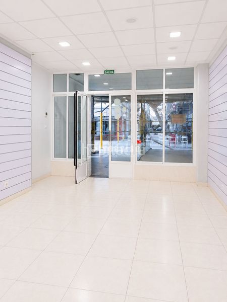 Foto 57120ca3-bfe1-4734-ae56-f69fc56f0d81. Alquiler local comercial  en alquiler en plena zona comercial de a coruña en Coruña (A)
