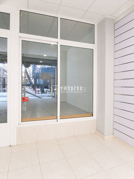 Foto d2b34bcd-8ae7-49b3-a58f-9ec6982aba1f. Alquiler local comercial  en alquiler en plena zona comercial de a coruña en Coruña (A)