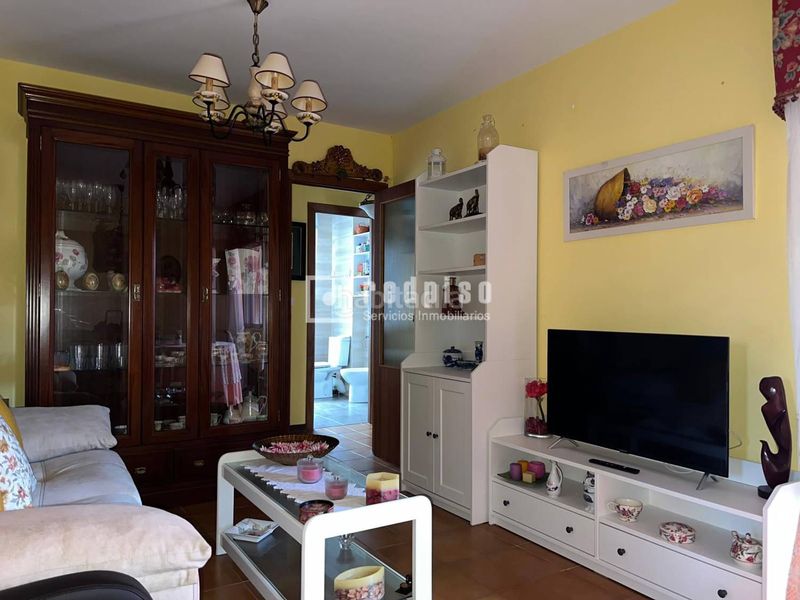 Foto 54b71fad-fe3e-46e7-b3c1-513d563c508b. Pis a Pontedeume