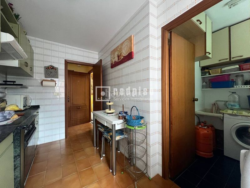 Foto 930bd639-b29f-44a9-989d-35834eb8789a. Pis a Pontedeume