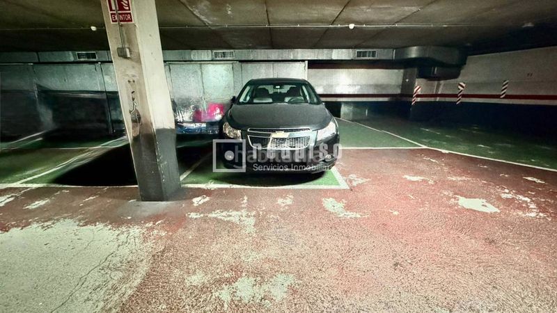 Foto 2afc7e31-a971-4be2-bfd5-e3dbbf10b0ee. Aparcament cotxe a Agra del Orzán - Ventorrillo Coruña (A)