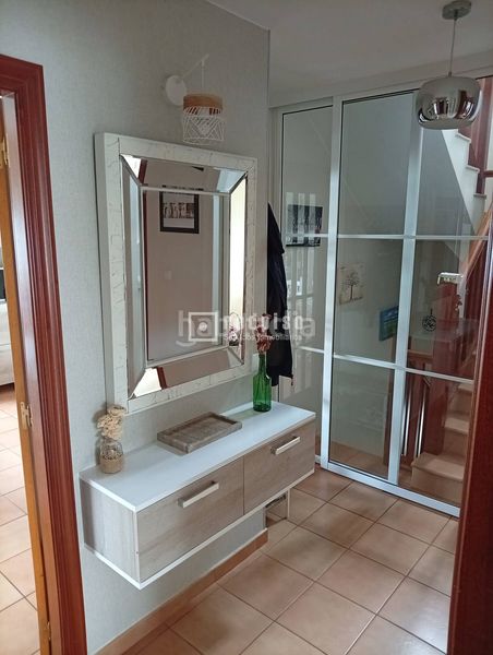 Foto 57835be0-813b-4a6e-965c-5b57dc42393f. Xalet amb aparcament a Sada