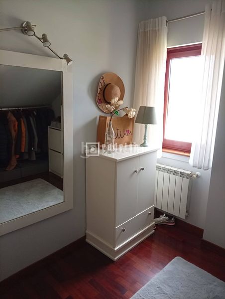 Foto f0e84cf0-c839-4785-8d70-cc2302c0f600. Xalet amb aparcament a Sada