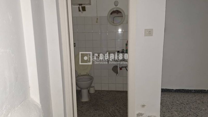 Foto 4a6517ab-3e86-4e6e-b1be-d5ab884344c2. Local comercial  en venta avenida de gramela, a coruña en Coruña (A)