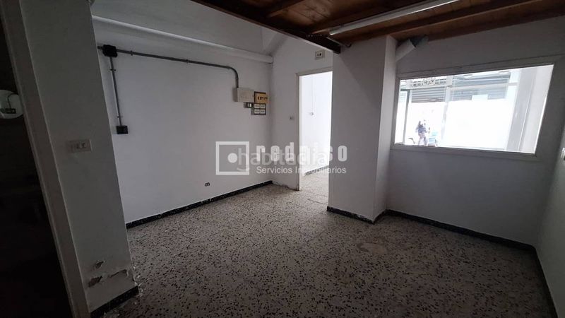 Foto 9d83091f-60eb-4eeb-a110-442a18f1195d. Local comercial  en venta avenida de gramela, a coruña en Coruña (A)