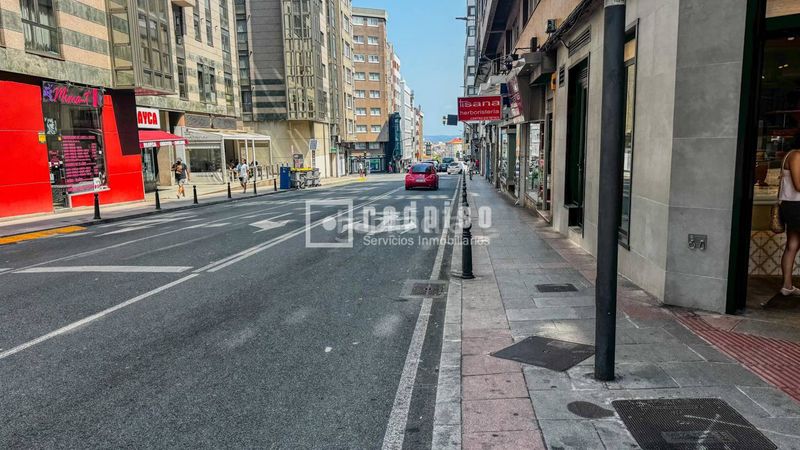 Foto c8f464fa-63e1-4075-83fb-7c3f88287048. Pis a Sagrada Familia Coruña (A)