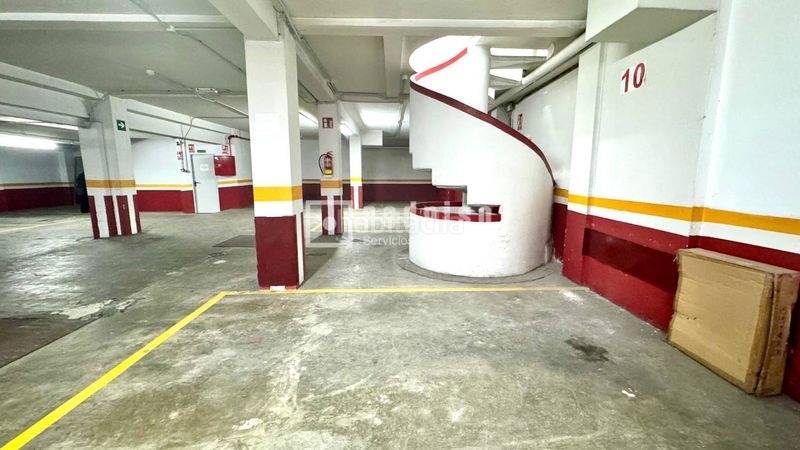 Foto 19a8d5a1-c7d6-4026-afd3-1a841e2a7d84. Aparcament cotxe a Agra del Orzán - Ventorrillo Coruña (A)