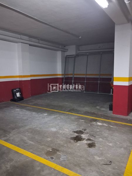 Foto 212ae8e6-b961-47e6-9c3d-22251afb724e. Aparcament cotxe a Agra del Orzán - Ventorrillo Coruña (A)