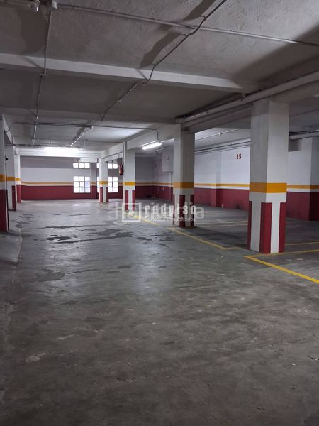 Foto 59546186-d631-4fc5-b5e1-5cf0c11765e0. Aparcament cotxe a Agra del Orzán - Ventorrillo Coruña (A)