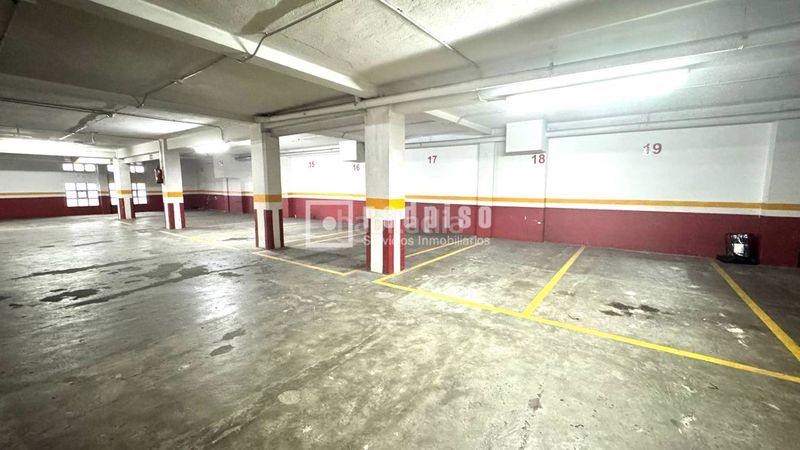 Foto 5f99d035-3ba5-479c-ac14-bc9e4039c11f. Aparcament cotxe a Agra del Orzán - Ventorrillo Coruña (A)