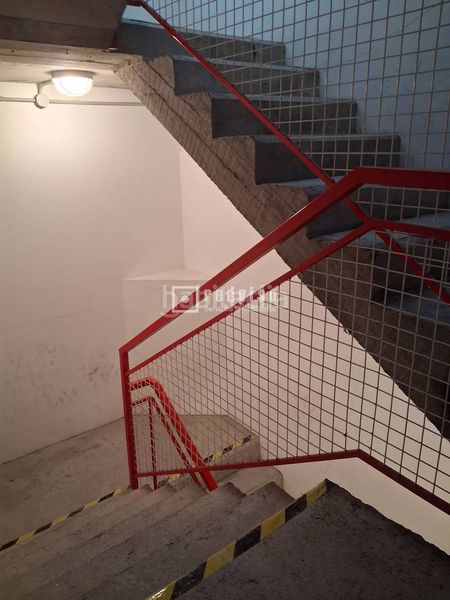 Foto 78c2590e-7bcf-4ba5-b921-1cab3aac1403. Aparcament cotxe a Agra del Orzán - Ventorrillo Coruña (A)