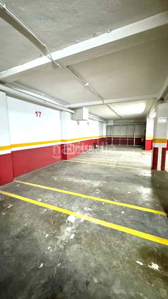 Foto 798bfe47-a019-4d41-8b86-303c2bd104e5. Aparcament cotxe a Agra del Orzán - Ventorrillo Coruña (A)