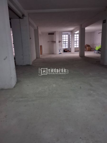 Foto cf3aae10-abaf-4cda-8ecd-11f9517ea844. Aparcament cotxe a Agra del Orzán - Ventorrillo Coruña (A)