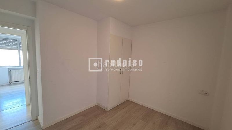 Foto 6b44c092-5b30-4682-8d3b-722c67e36f69. Rent flat in Caranza Ferrol