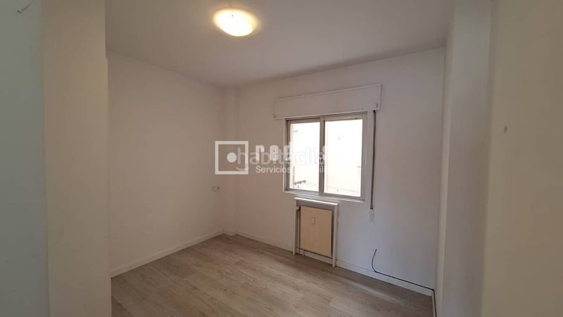 Foto cd649465-34fa-4fc7-a4e6-e8eee8dad6b9. Rent flat in Caranza Ferrol