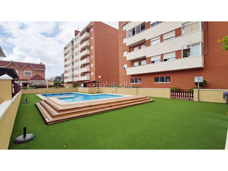 Foto 1f774acd-506e-4c53-9292-24032a7162b0. Dúplex amb calefacció aparcament piscina a Ciutat Universitària Elche / Elx