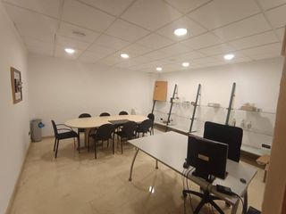 Miete Büro  Calle juan negrin. Alquiler oficina elche parque industrial