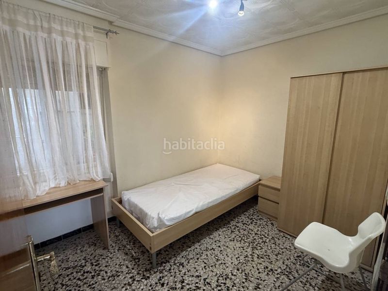 Foto df6ef038-0223-4f48-bd04-992ebc8a35ba. Pis a Altabix Elche / Elx