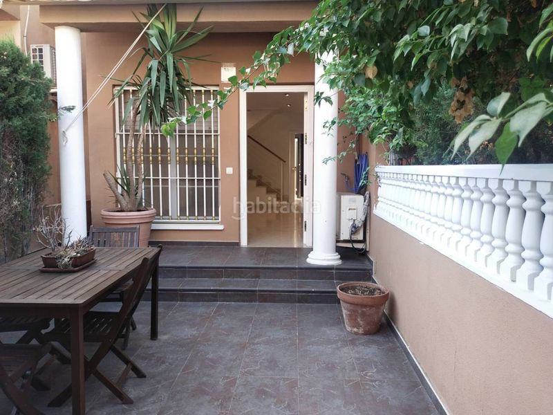 Foto 0d65b279-73a9-40ed-9aef-155b22715254. Casa amb piscina a Ciutat Esportiva Elche / Elx