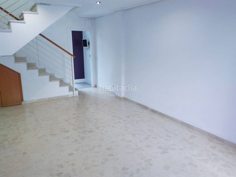 Foto 5b245e74-3f86-43e8-9a94-c5142c243fb5. Casa amb piscina a Ciutat Esportiva Elche / Elx