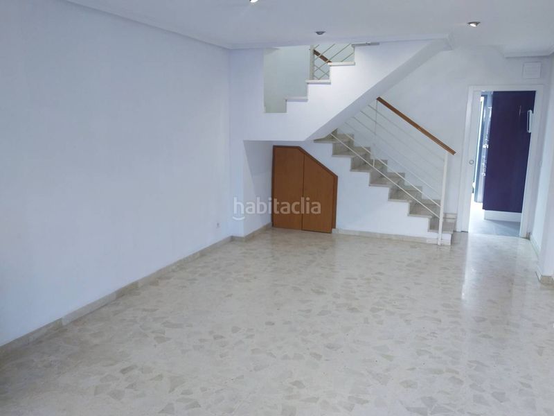 Foto d8ed5970-1777-4dd0-a421-4ac4f08537d1. Casa amb piscina a Ciutat Esportiva Elche / Elx