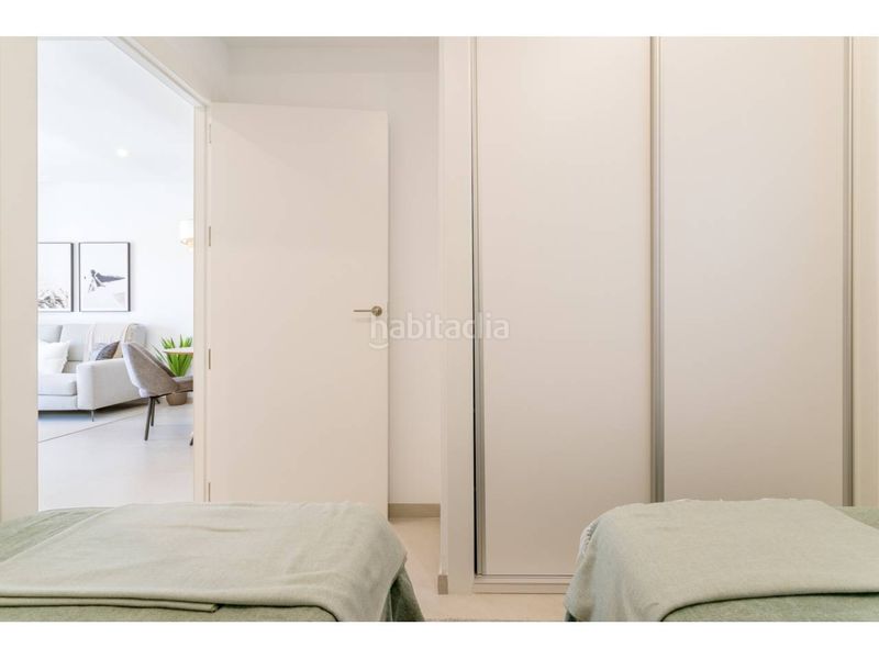 Foto 401fcb19-3f4e-4c9d-a378-6472a16d54f9. Apartament amb calefacció aparcament piscina a Torreblanca Torrevieja