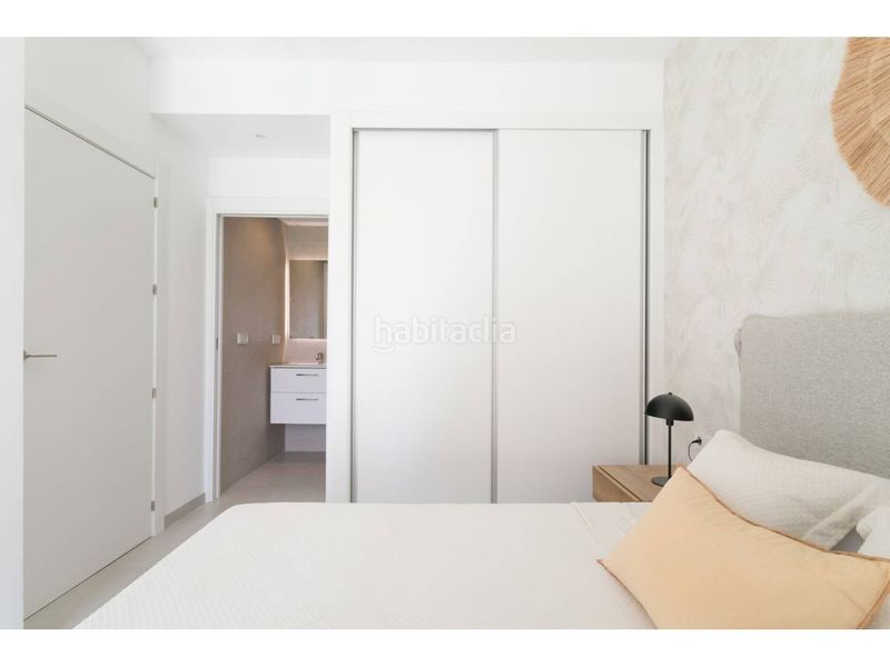 Foto 47aace1c-eb12-4af4-bb60-e3e3e0b95658. Apartament amb calefacció aparcament piscina a Torreblanca Torrevieja