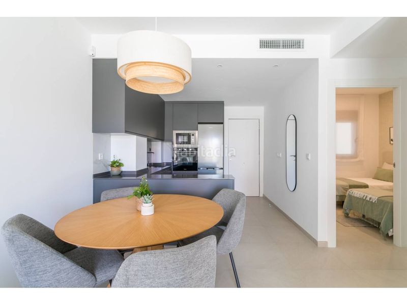 Foto 56a89b2e-4f66-40fe-b2c0-418011d19251. Apartament amb calefacció aparcament piscina a Torreblanca Torrevieja
