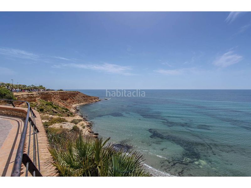 Foto 806ab859-02cb-4305-8484-fc2f536b7a48. Apartament amb calefacció aparcament piscina a Torreblanca Torrevieja
