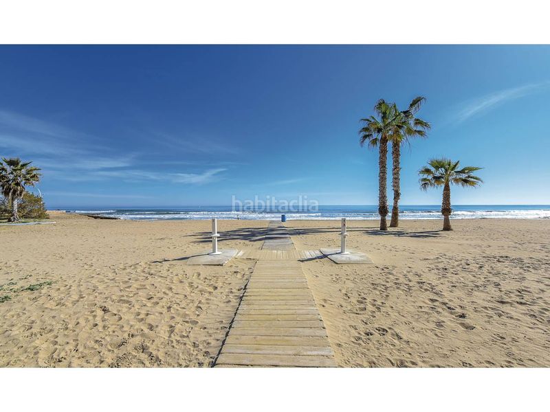 Foto 8349d32e-e5ab-4a41-bfe5-26ec7172d3b4. Apartament amb calefacció aparcament piscina a Torreblanca Torrevieja