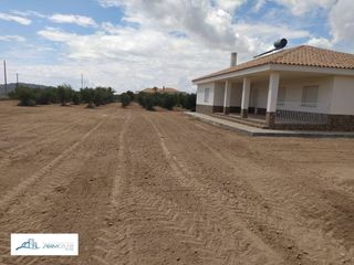 Chalet à Abanilla. Venta chalet en mascisvenda