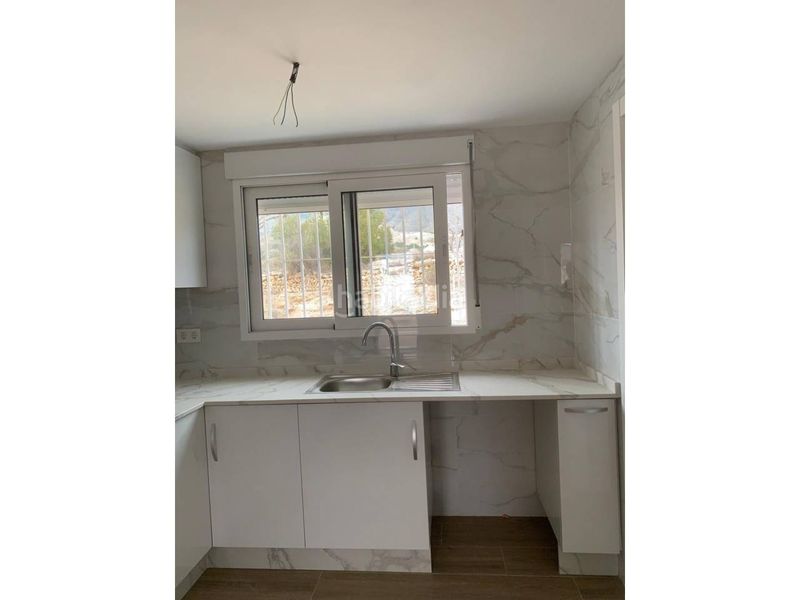 Foto 70b865bf-c887-4611-9d9b-19c109695e83. Xalet amb aparcament a Abanilla